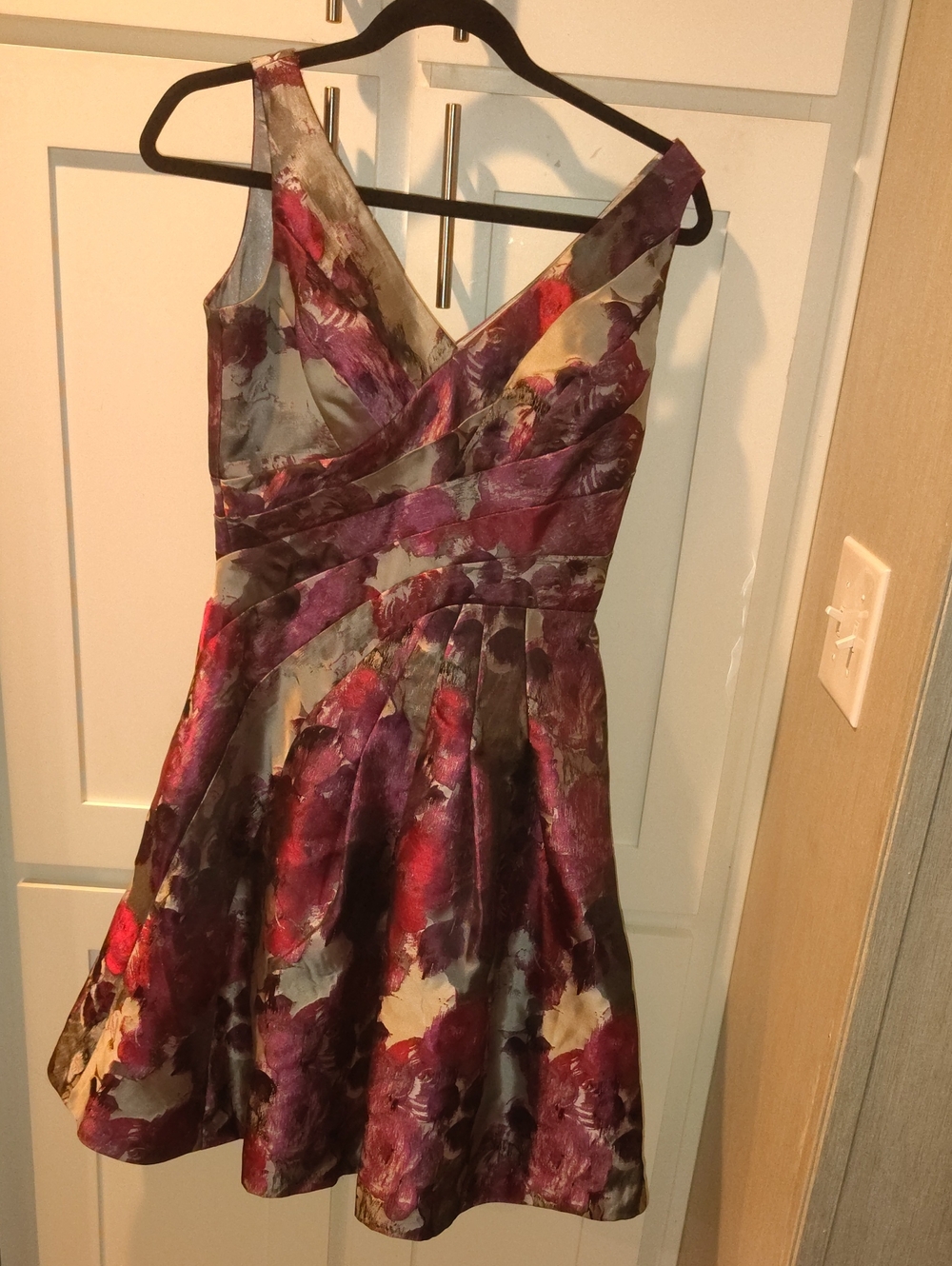 White House Black Market Purple Floral V-Neck Fit & Flare Dress